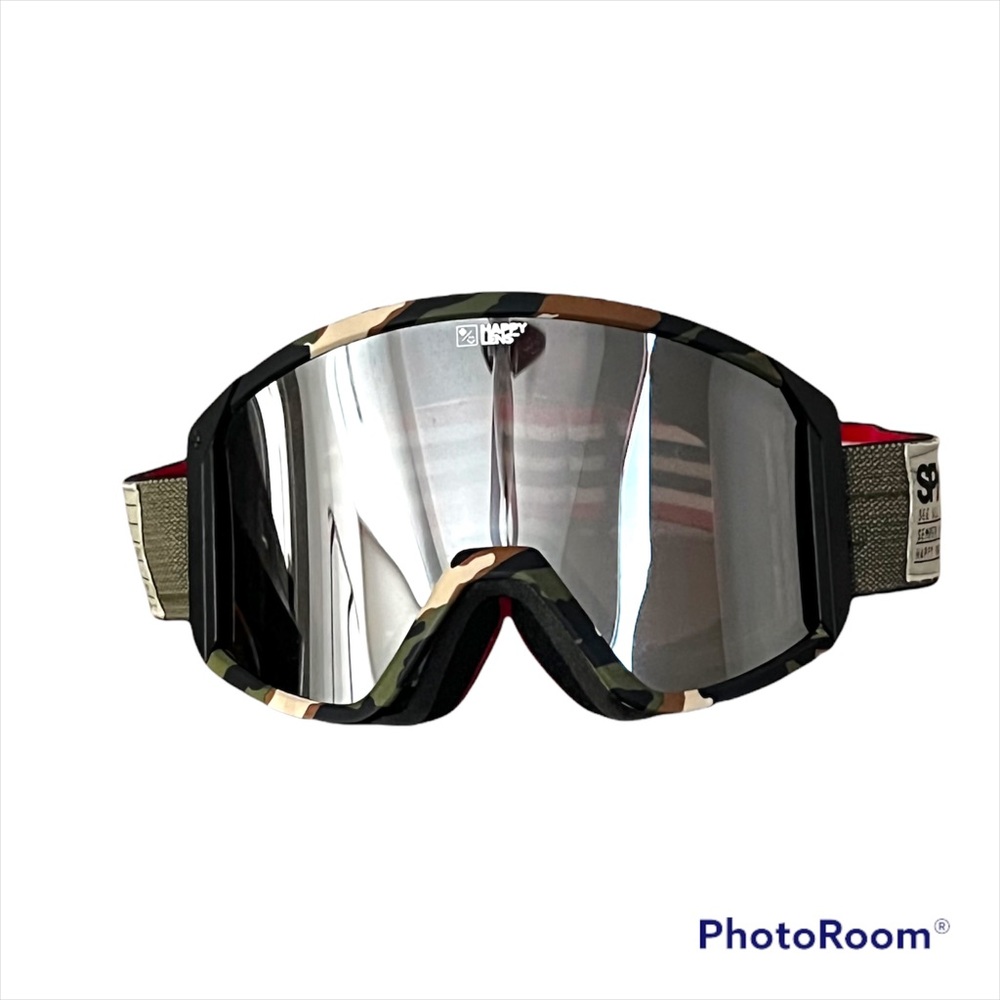 Snowboarding / ski goggles